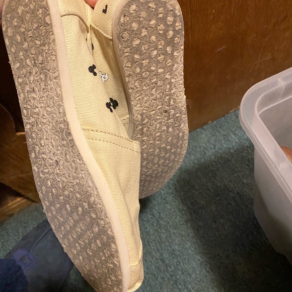 Mickey Mouse Toms - Picture 6 of 13